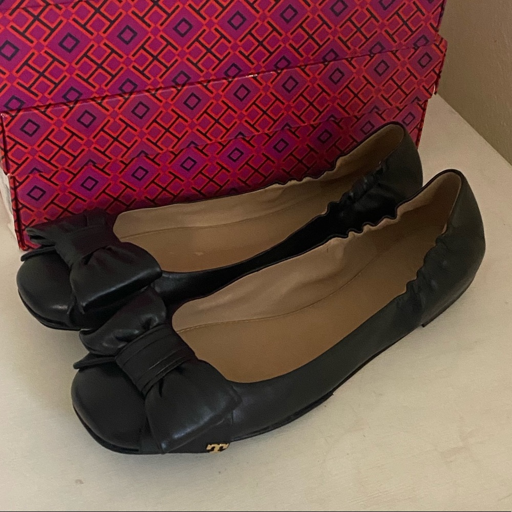 NWT Tory Burch Divine Bow Driver Ballet Flats
